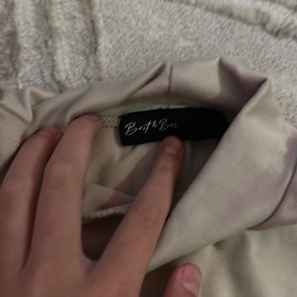 turtle neck - Picture 2 of 2